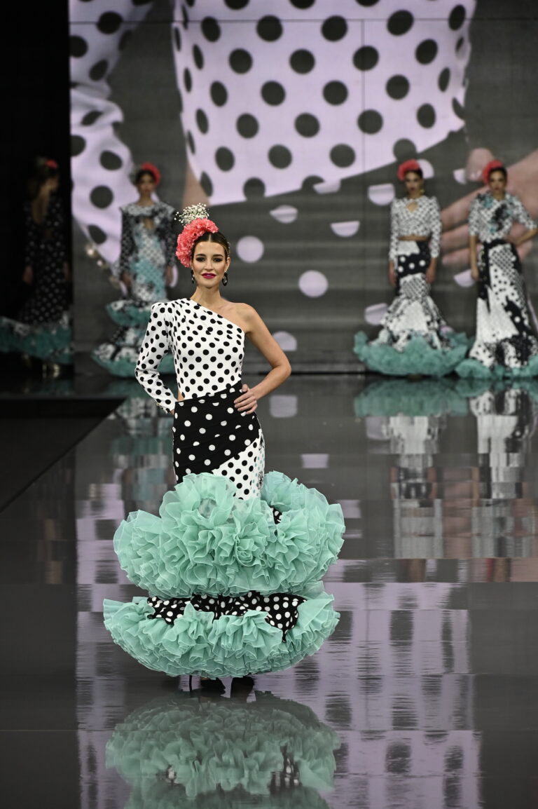 Carmen Benítez, «Mi despertar, mi Macarena»